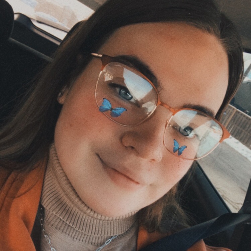 Meet your Posher, Addie